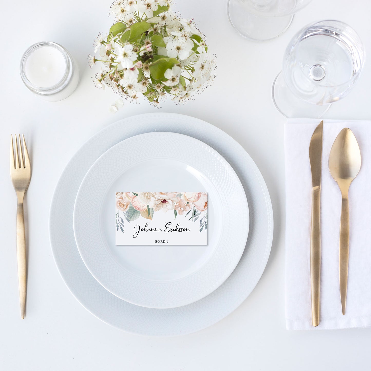 Enkla placeringskort till bröllop – White Floral Mr & Mrs – Tryckt kort med namn för dukning BR001
