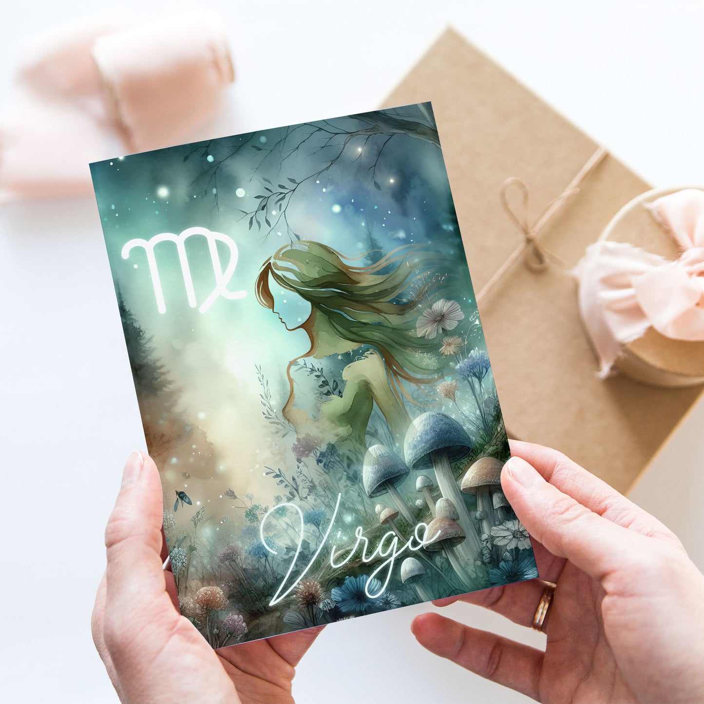 Jungfrun – Stjärnteckenkort med stjärnbild & kristaller – Astrologiskt A6-kort för journaling eller gåva – ZC431